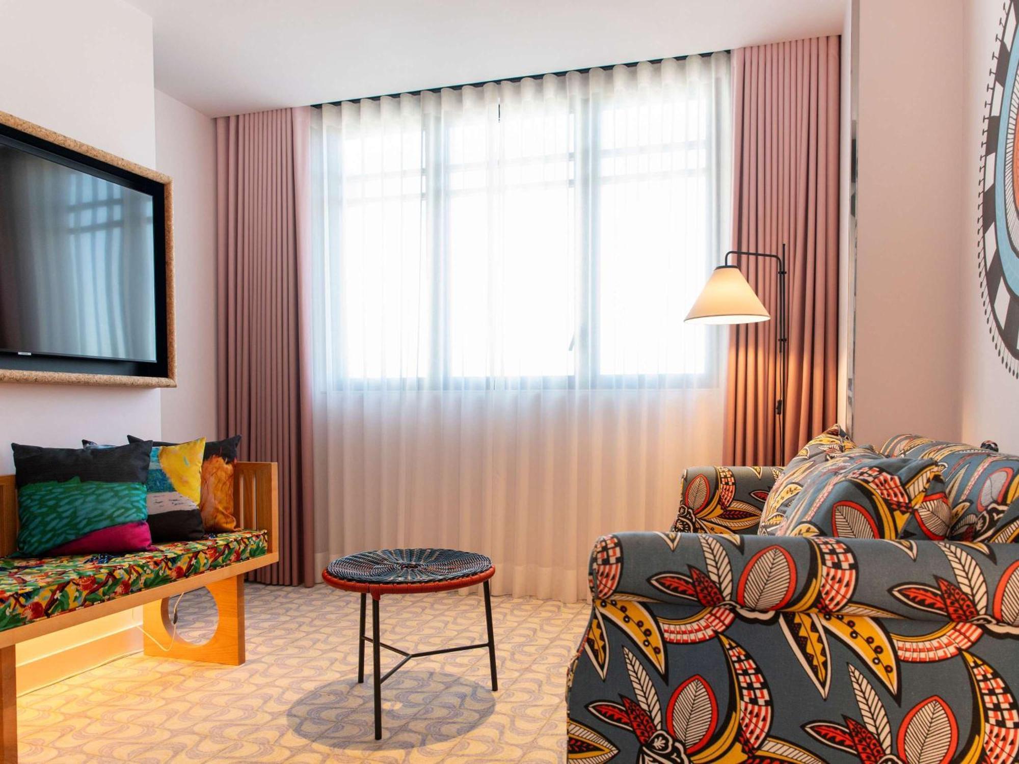 Hotel Mama Shelter Lisboa Exterior foto